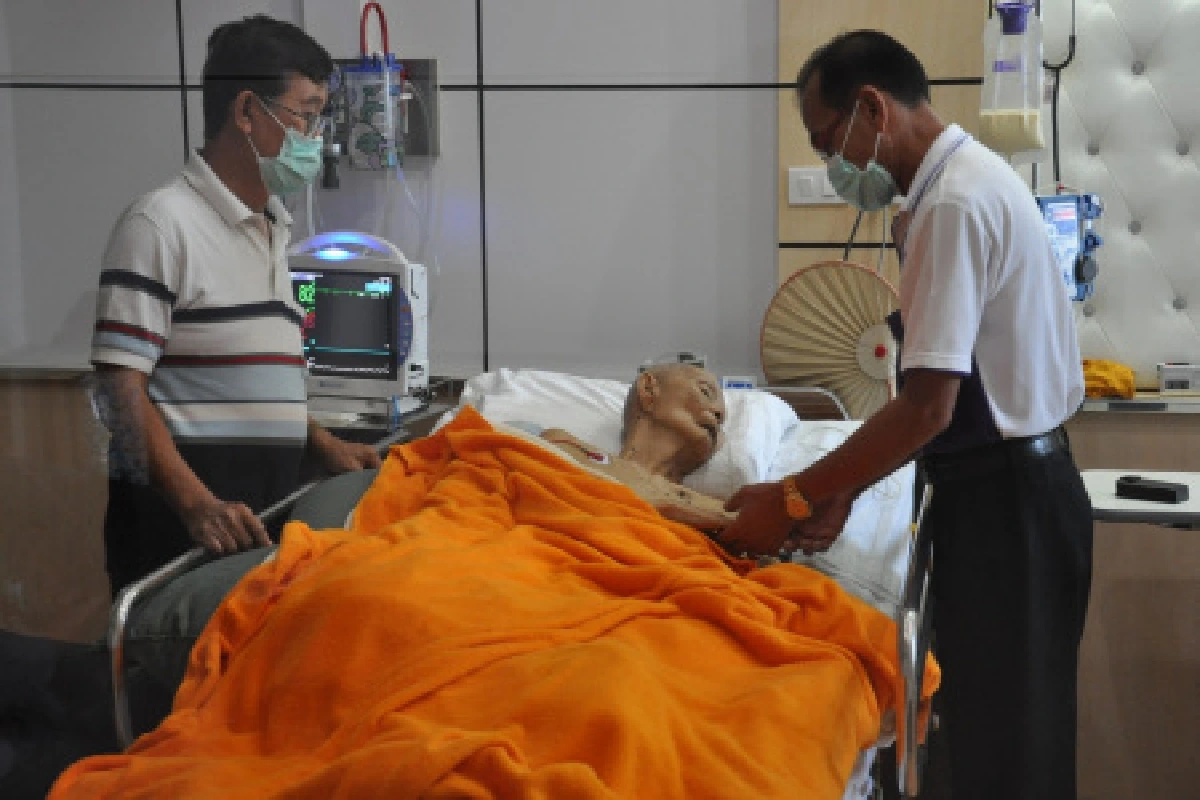 หมอยันปอดหลวงพ่อคูณเริ่มกลับสู่ปกติแล้ว