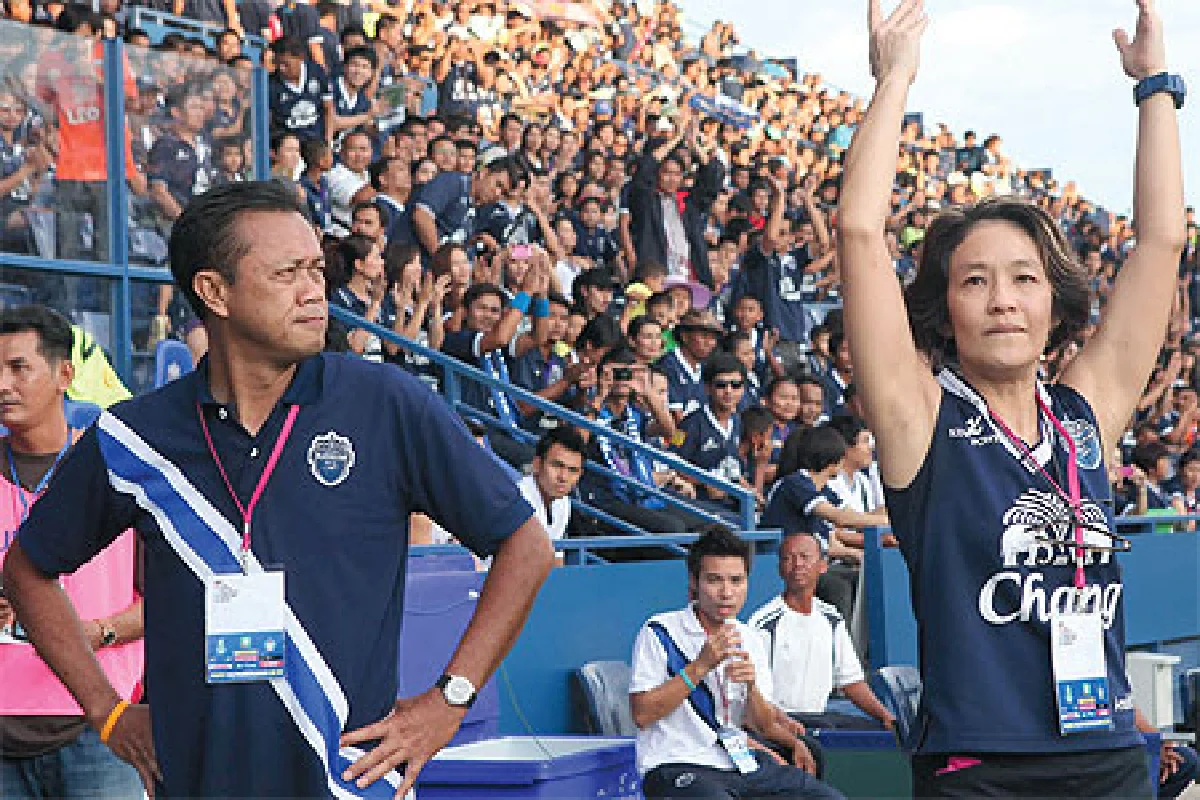 เปิดรังนิวไอ-โมบาย ลุ้นหงส์แดงเหยื่อประเดิมทางการ