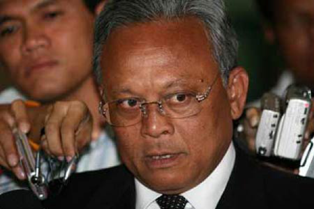 สุเทพ เตือน กกต.ระวังตกเป็นจำเลยสังคม สุเทพ เตือน กกต.ระวังตกเป็นจำเลยสังคม
