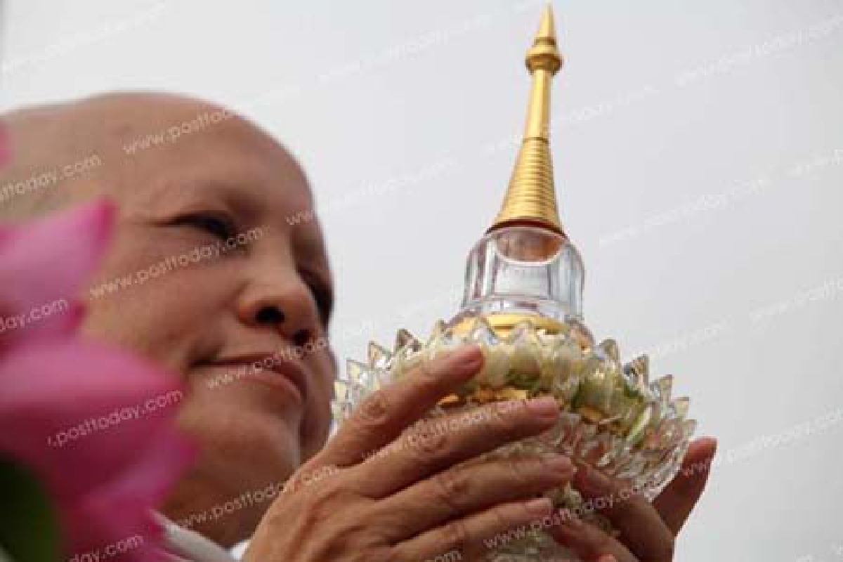 อัญเชิญพระบรมสารีริกธาตุ อัญเชิญพระบรมสารีริกธาตุ