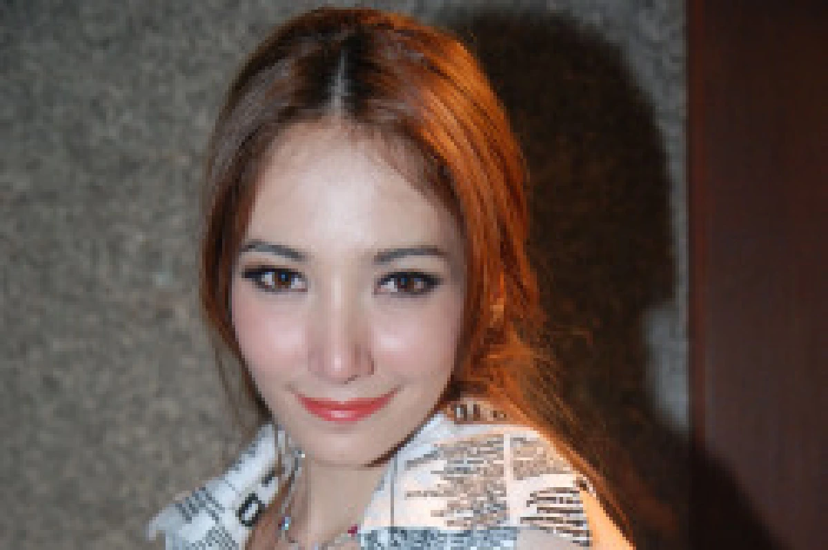 มีไหม?นักการเมืองโดนใจดารา