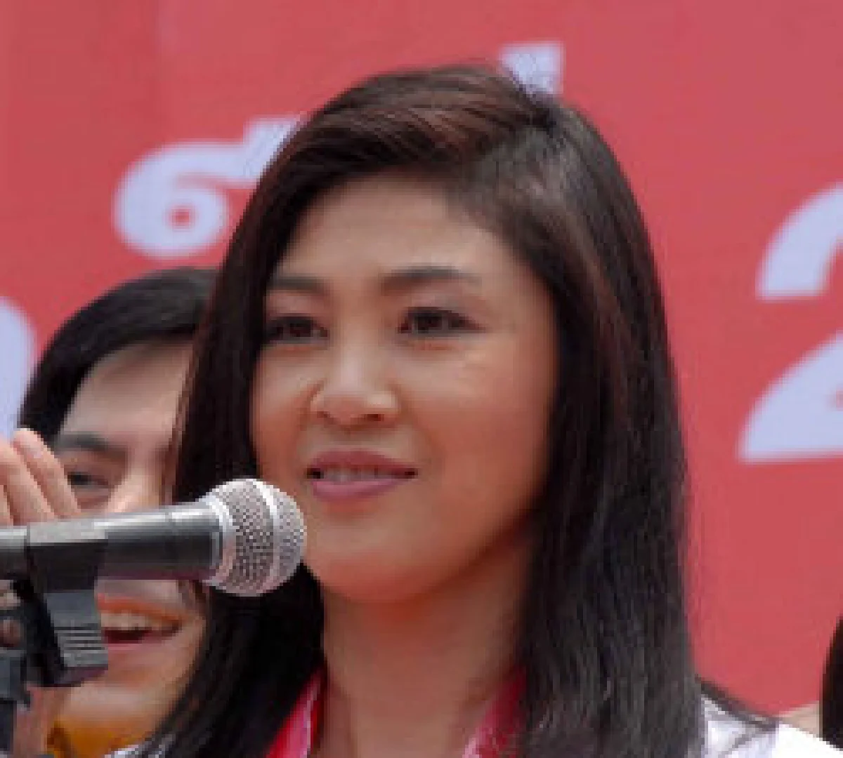 ปูบอกสั่งแดงหยุดป่วนไม่ได้