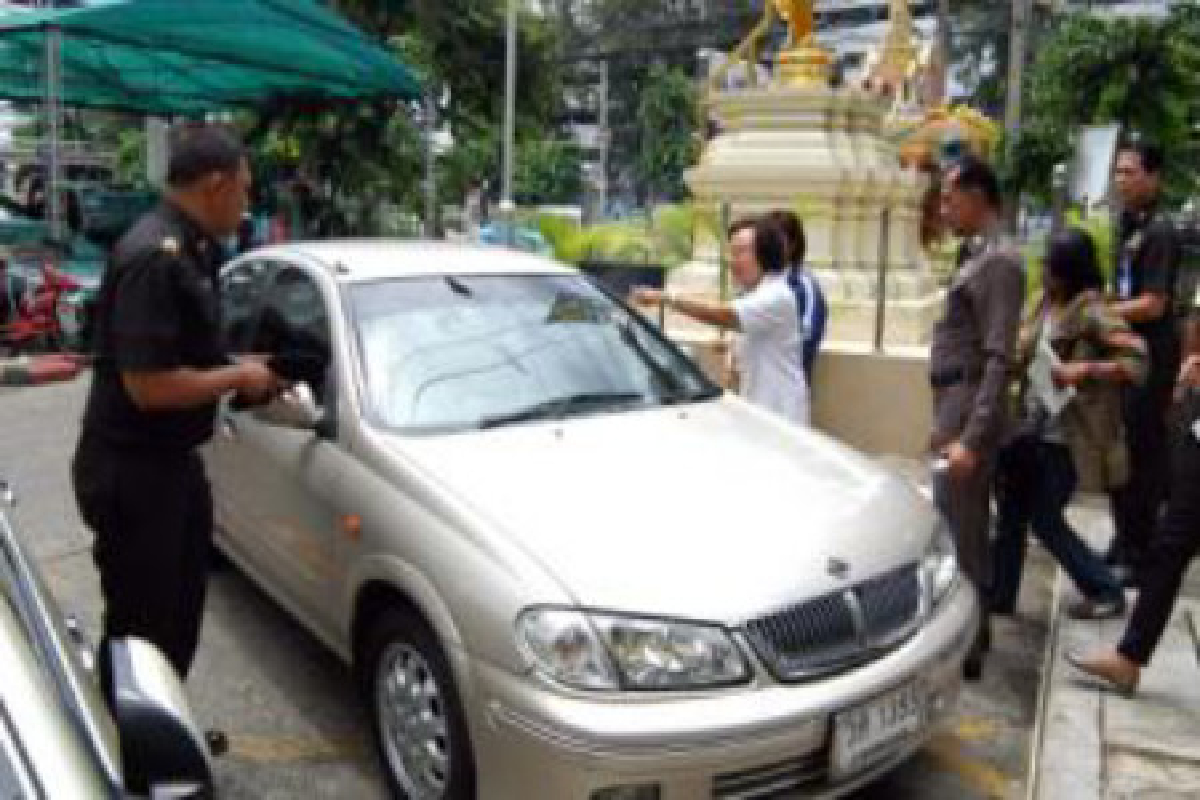 ผลตรวจชี้ชัด!รถเก๋งชนหมอมุก ผลตรวจชี้ชัด!รถเก๋งชนหมอมุก