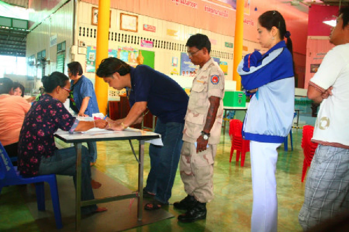 ชาวตราดร่วมใช้สิทธิคึกคัก