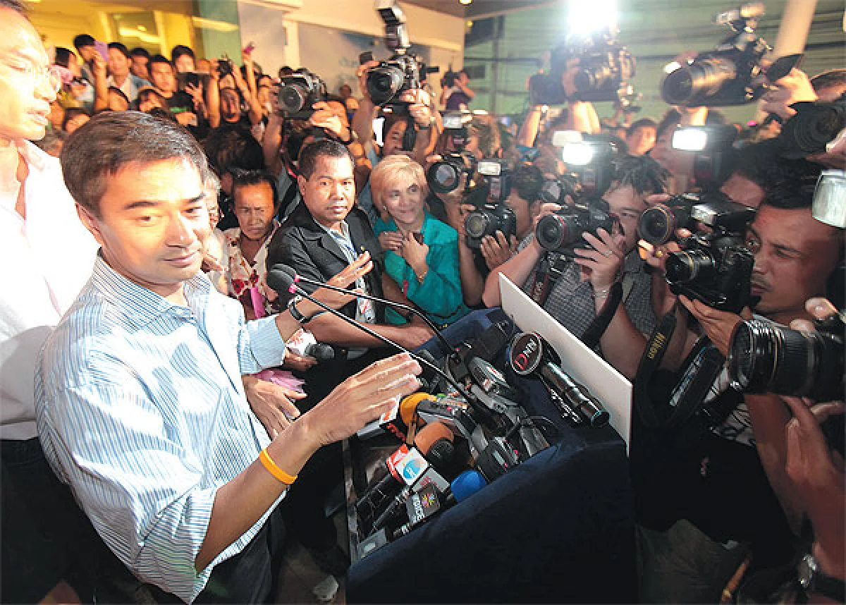 Phue Thai takes command