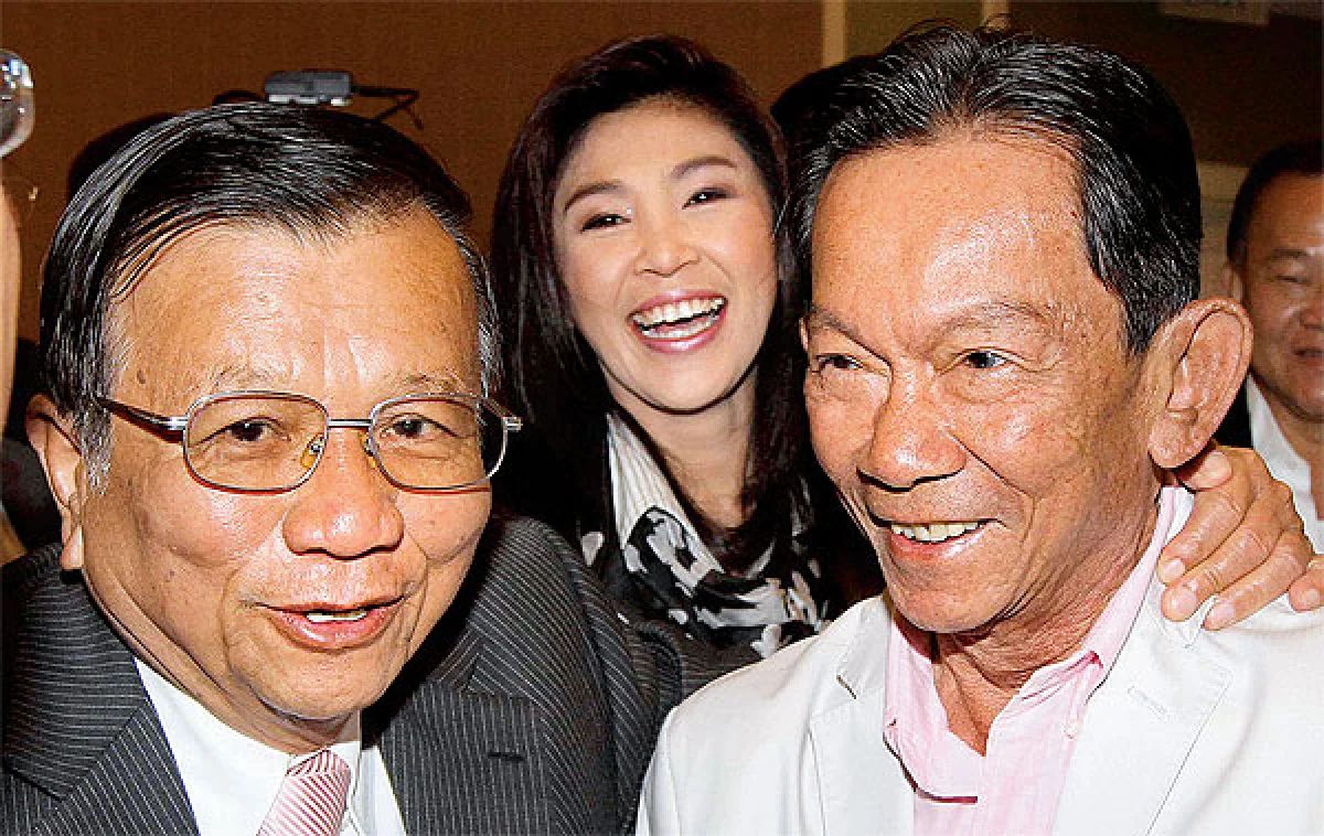 Strong coalition to aid Thaksin