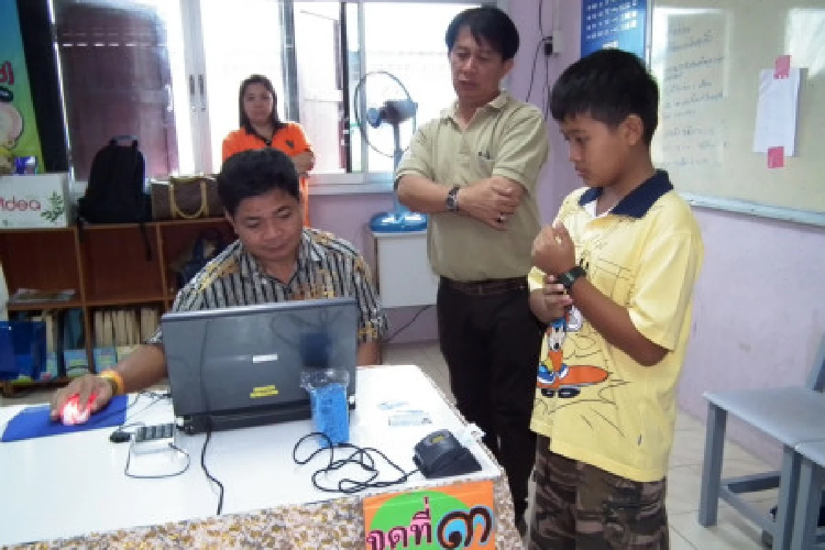 ทำบัตรประชาชนเด็ก7ขวบวันแรกคึกคัก