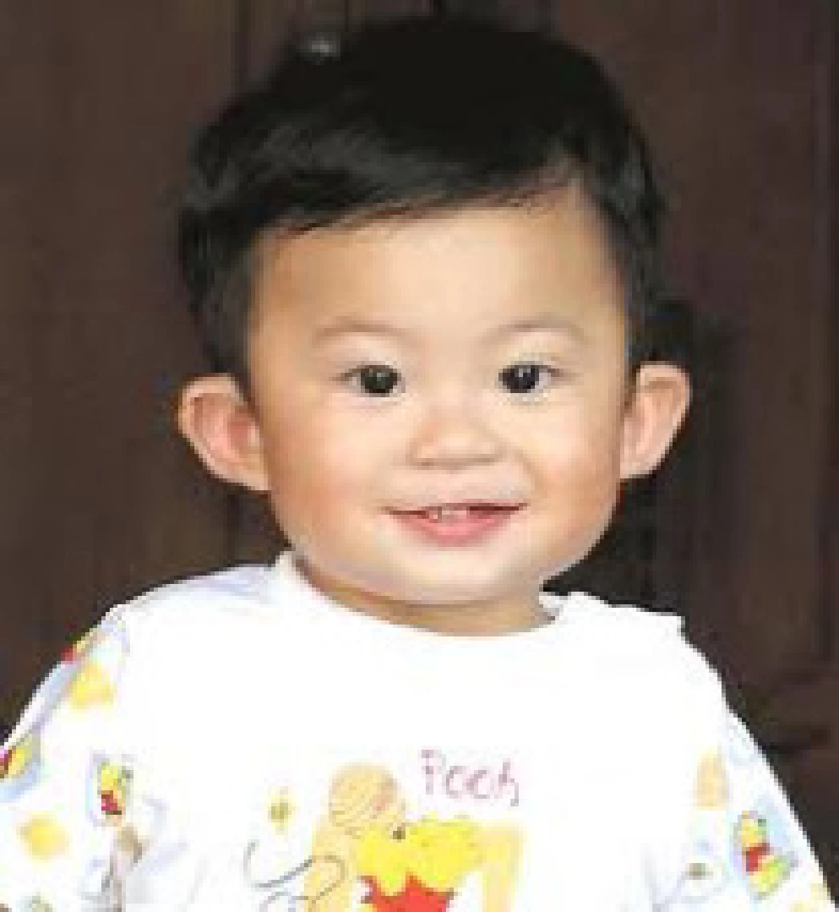 เด็กหน้าเหมือนทักษิณทำบัตรปชช.