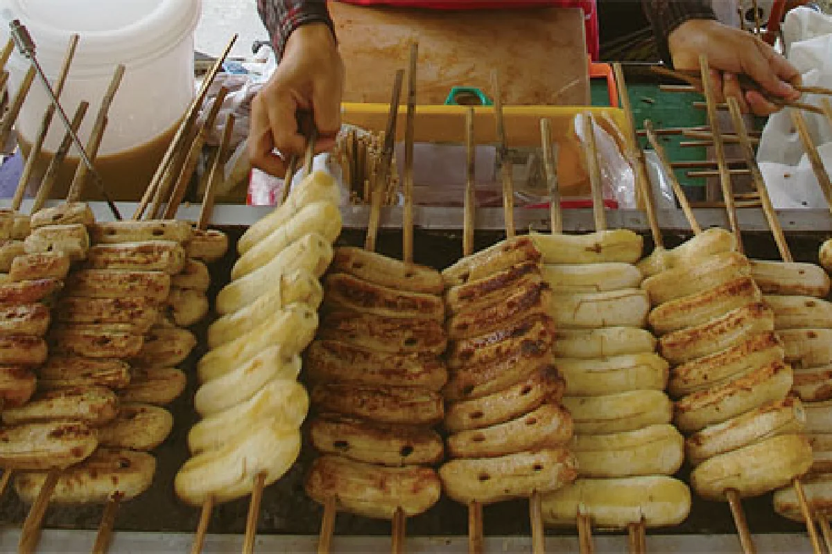 กล้วยทุบไข่มุก ร้อนๆ หอมๆ อร่อยสุดๆ