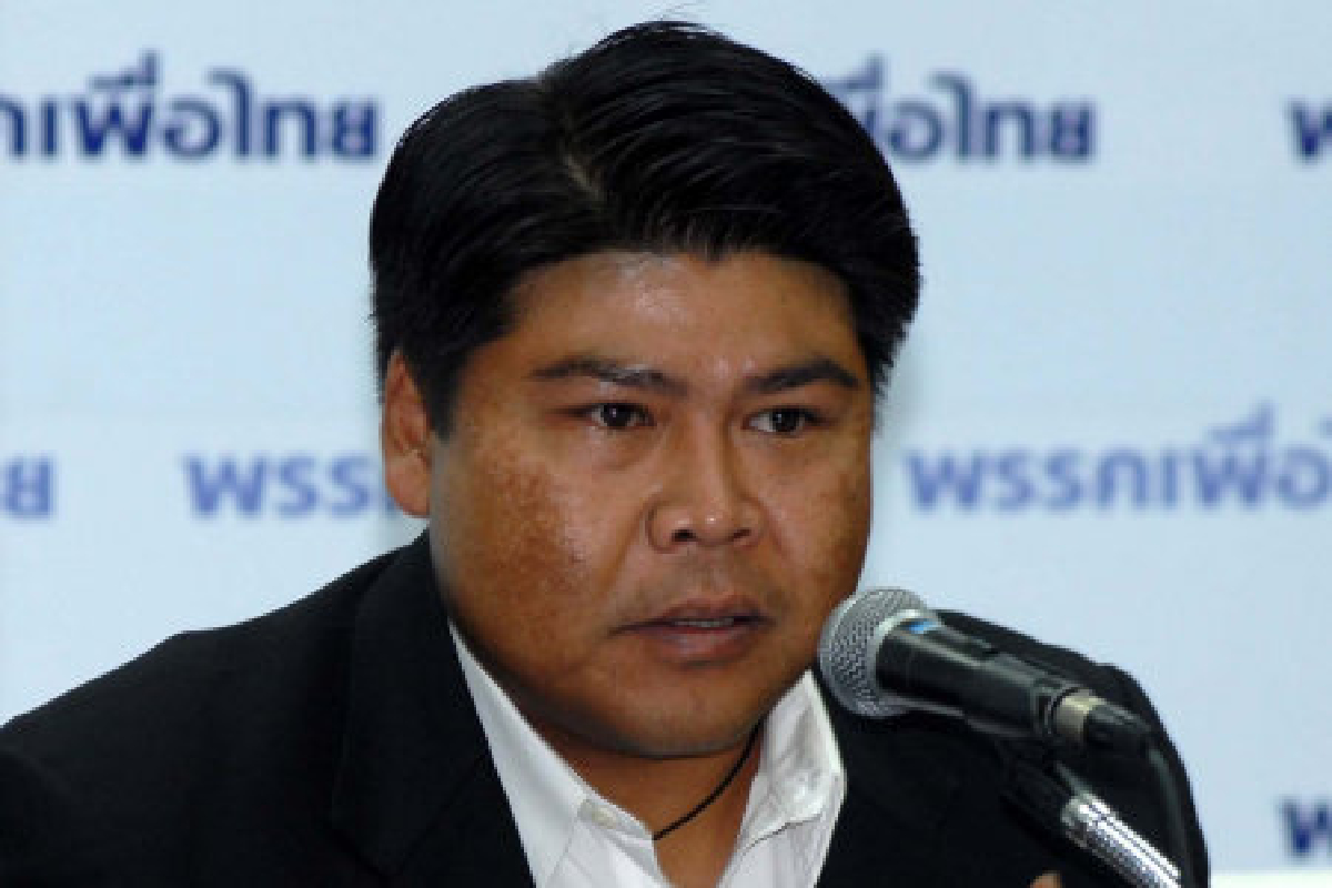 เพื่อไทยรอเป็นรัฐบาลโชว์ช่วยวีระ-ราตรี เพื่อไทยรอเป็นรัฐบาลโชว์ช่วยวีระ-ราตรี