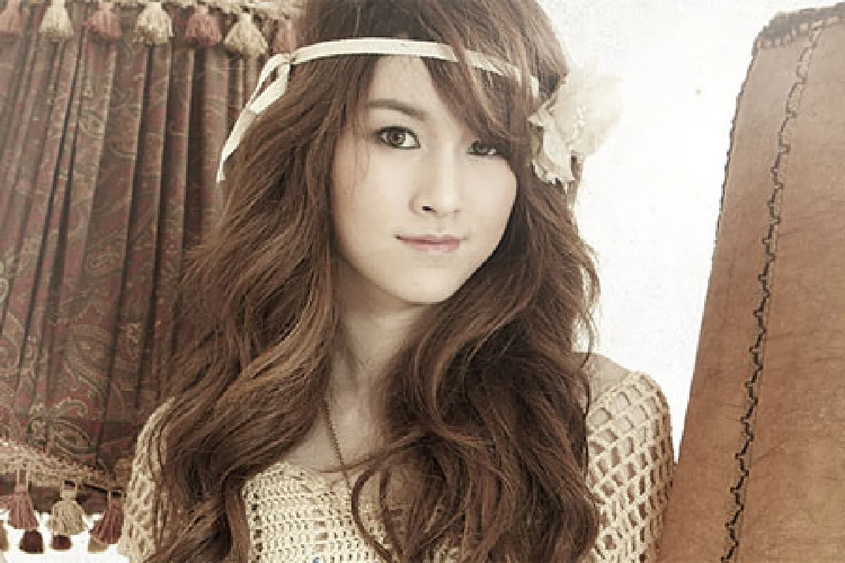 รูม 39-แป้งโกะ จากยูทูบสู่ศิลปินดัง