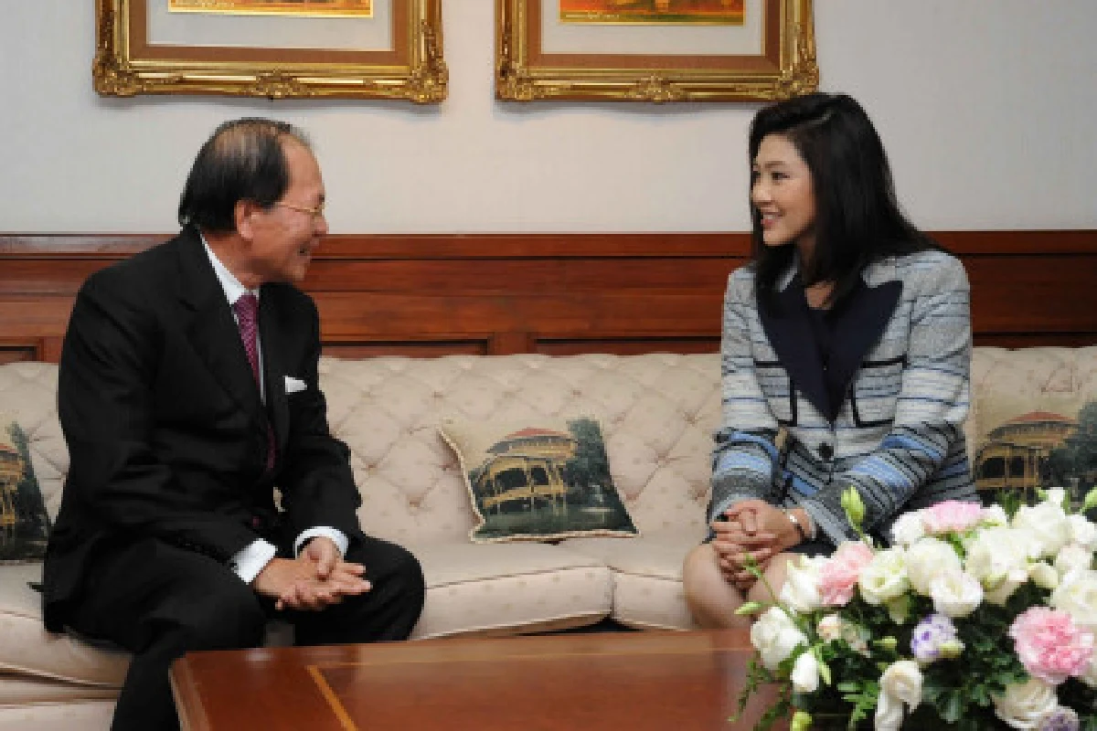 ทูต4ประเทศแสดงความยินดี"ยิ่งลักษณ์"