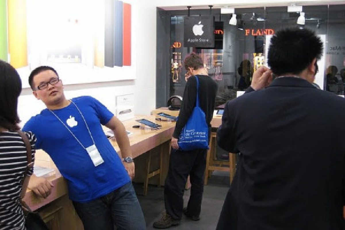 ตะลึงจีนก๊อปปี้ "แอปเปิลสโตร์"ทั้งร้าน