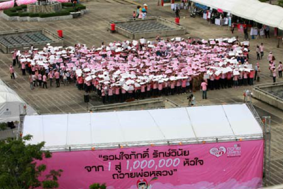 กทม.เปิดโครงการล้านหัวใจรักษ์วินัยจราจร กทม.เปิดโครงการล้านหัวใจรักษ์วินัยจราจร