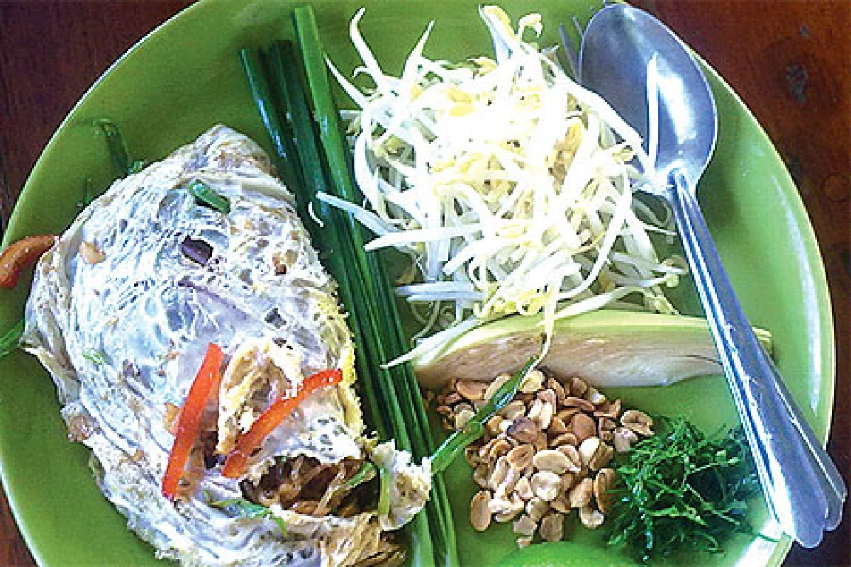 แวะอิ่มอร่อยที่ ‘เรือนก๋วยเตี๋ยวไทย’ เมืองสวรรคโลก