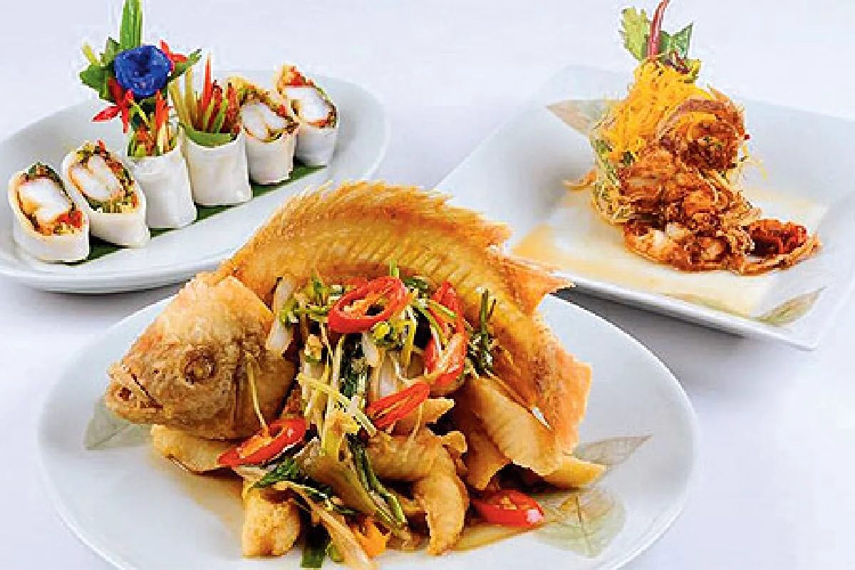 อร่อยนอกบ้าน