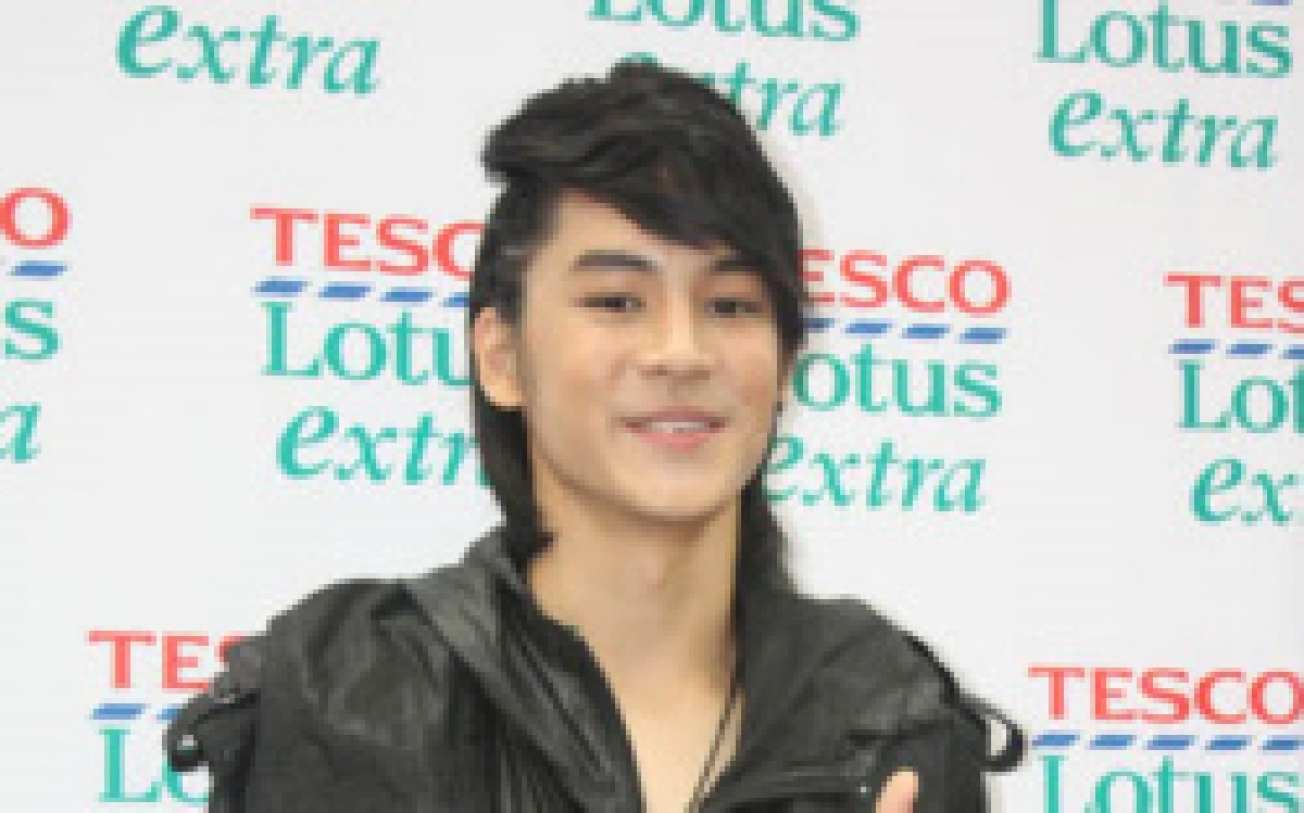 เก้ารับอัพค่าตัวเฉียดแสน