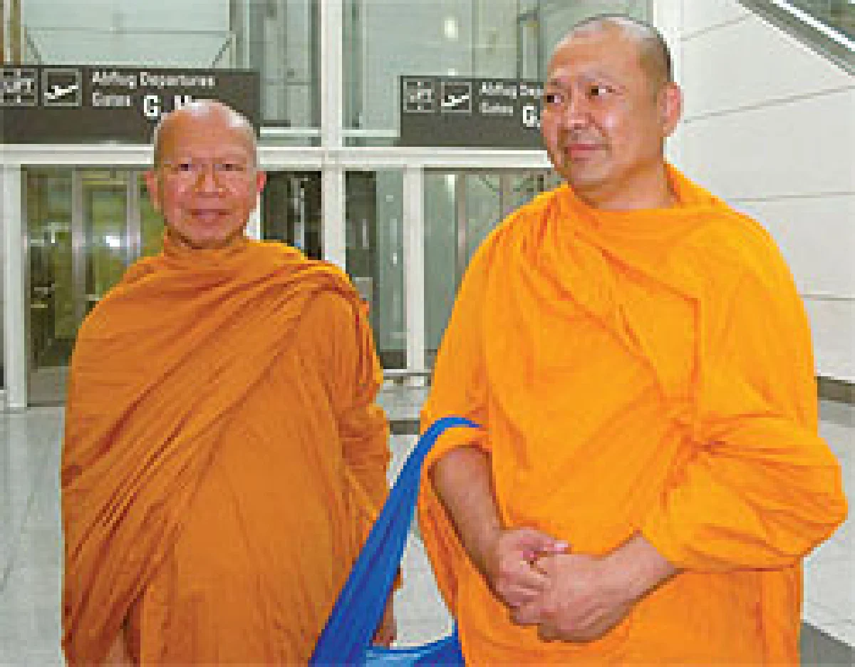 วัดพระธรรมกาย ช่วยพระพุทธศาสนาให้หยั่งรากลึกในยุโรป