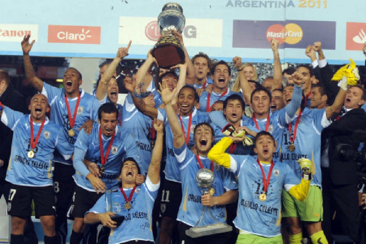 อุรุกวัยถล่มปารากวัย3-0ซิวแชมป์โคปา