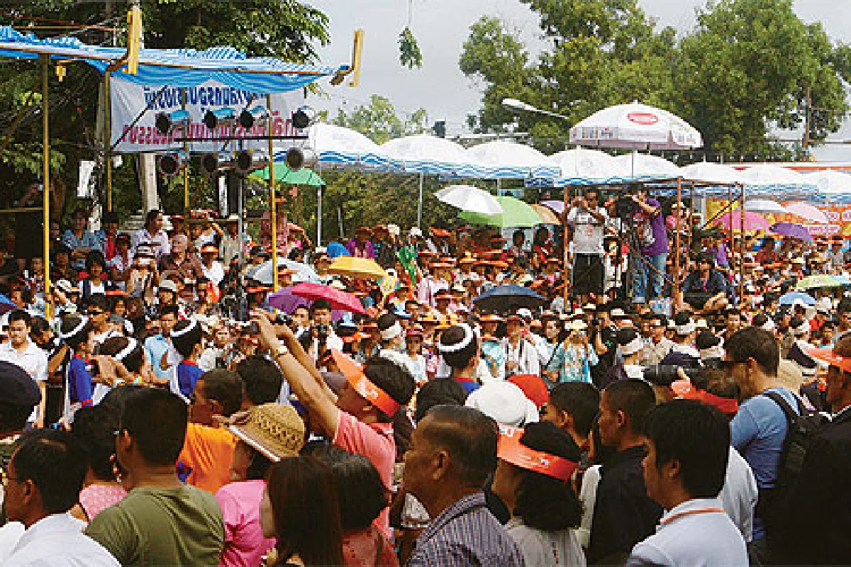 ฮุ่งเฮืองธรรม งามล้ำเทียนพรรษา ภูมิปัญญาชาวอุบล