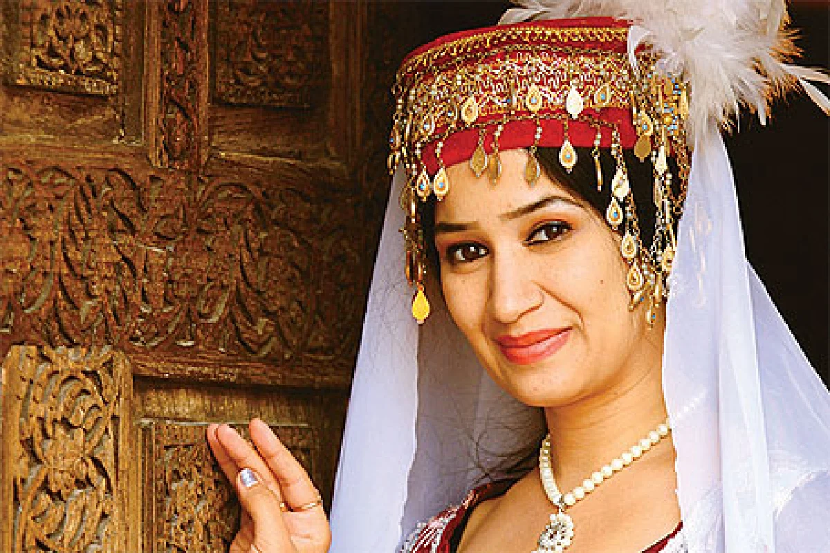 อุซเบกิสถาน : รอยยิ้มของคนฟันทอง