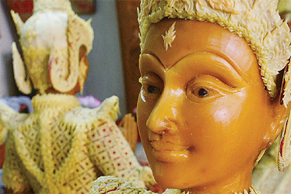 ฮุ่งเฮืองธรรม งามล้ำเทียนพรรษา ภูมิปัญญาชาวอุบล