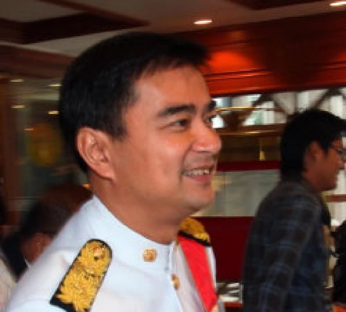 มาร์คไม่กังวลจตุพรเช็คบิลคดีสลายแดง