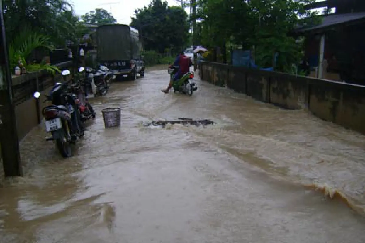 น้ำท่วมภาคเหนือเริ่มคลี่คลาย