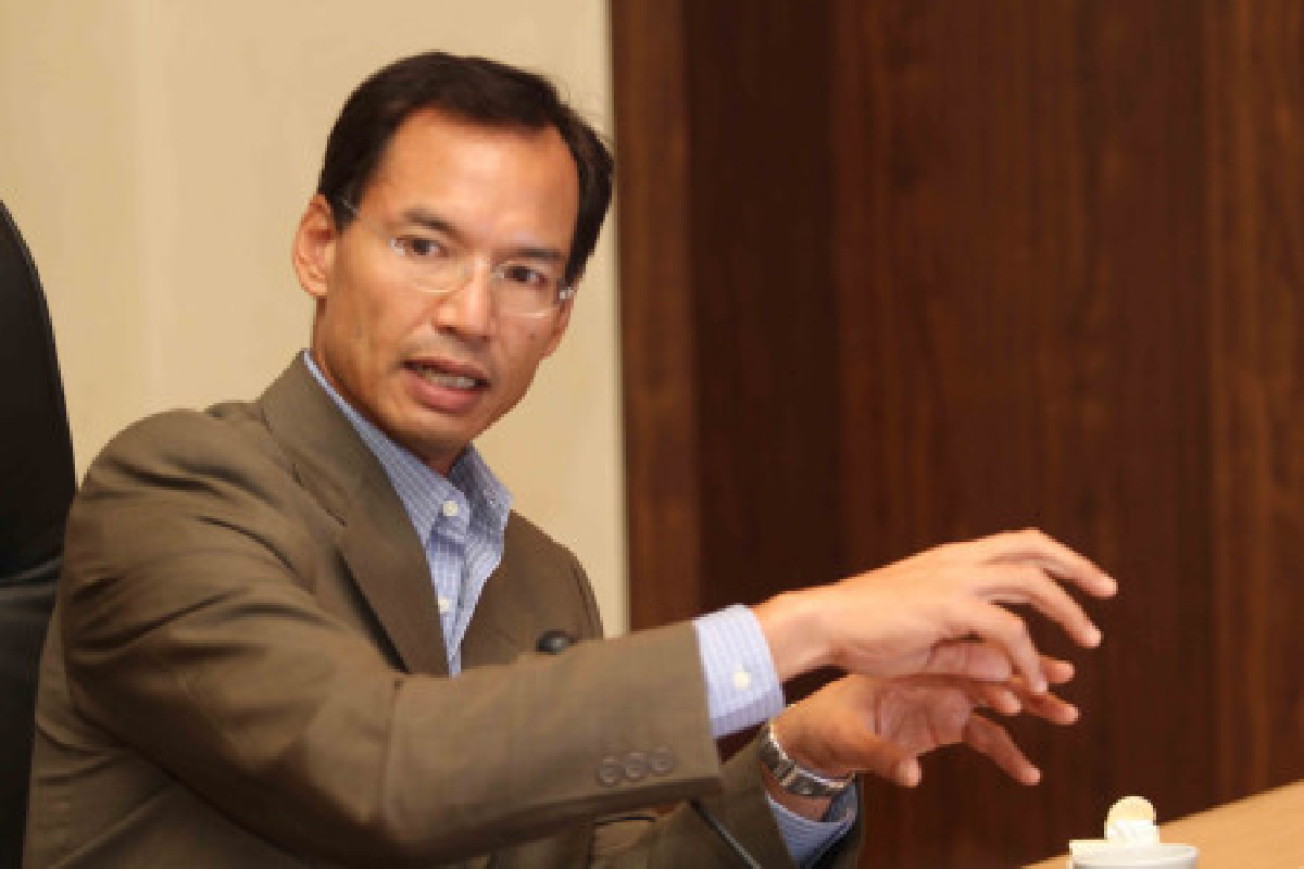 กรณ์ผิดหวังทีมศก.เพื่อไทย กรณ์ผิดหวังทีมศก.เพื่อไทย