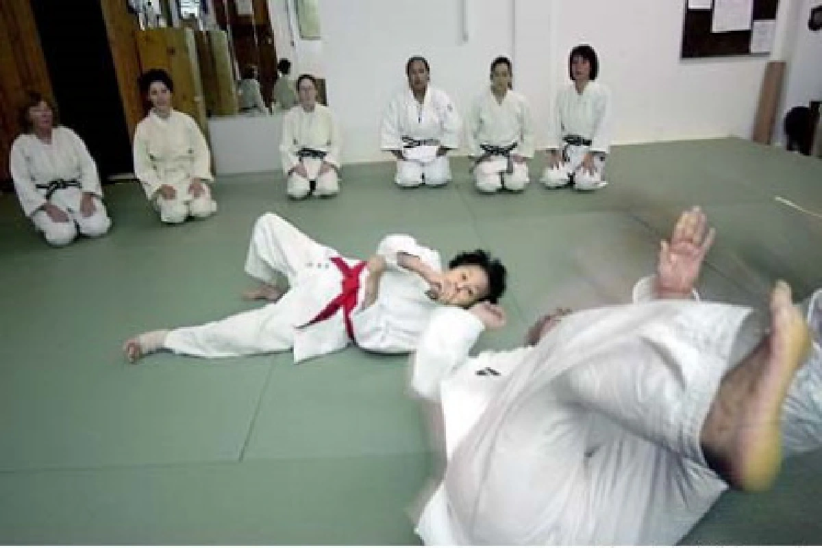 "เคโกะ"ดั้ง10หญิงคนแรกในประวัติศาสตร์ยูโด