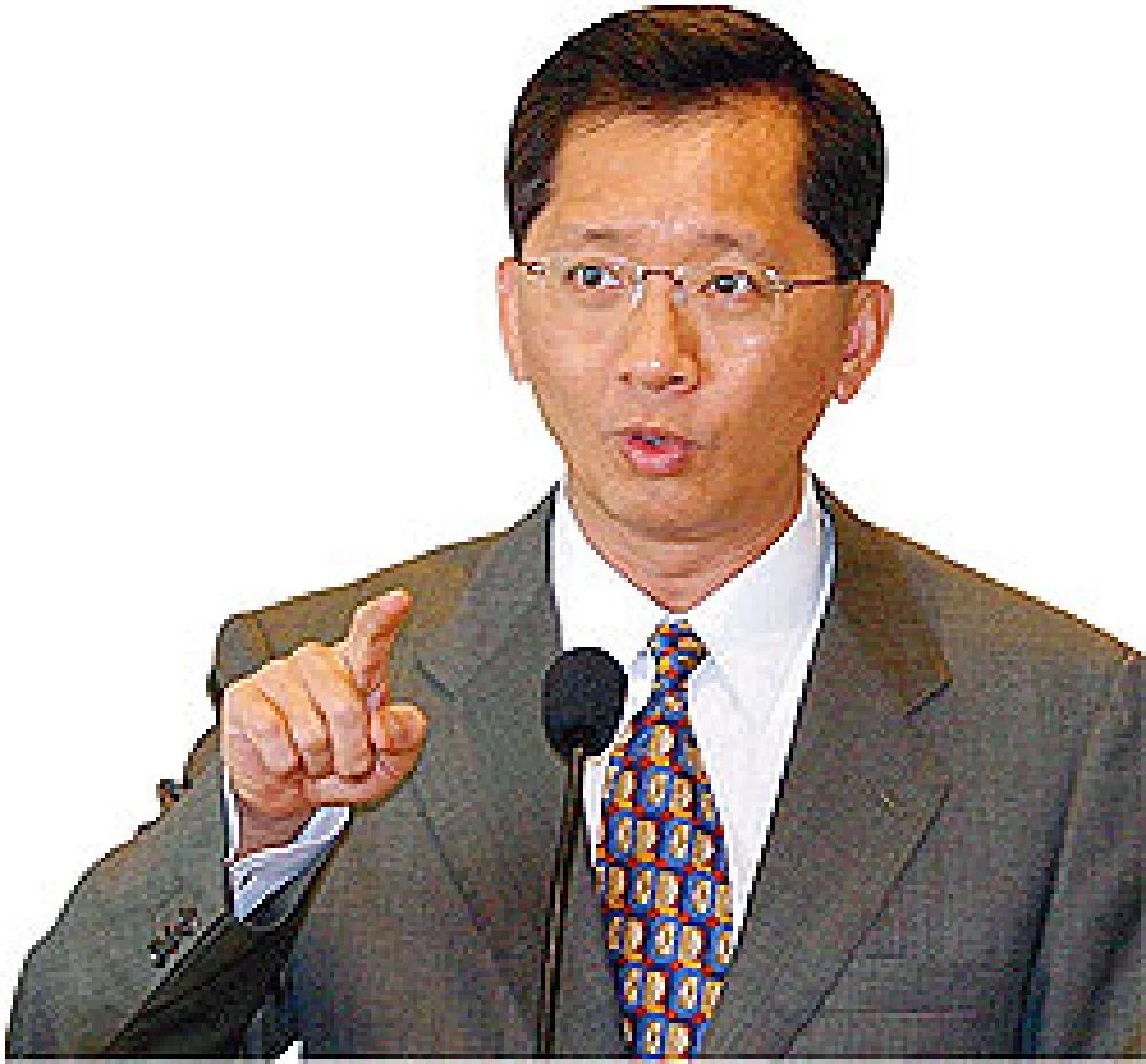รมว.คลังตั้งวงรับมือเศรษฐกิจโลก