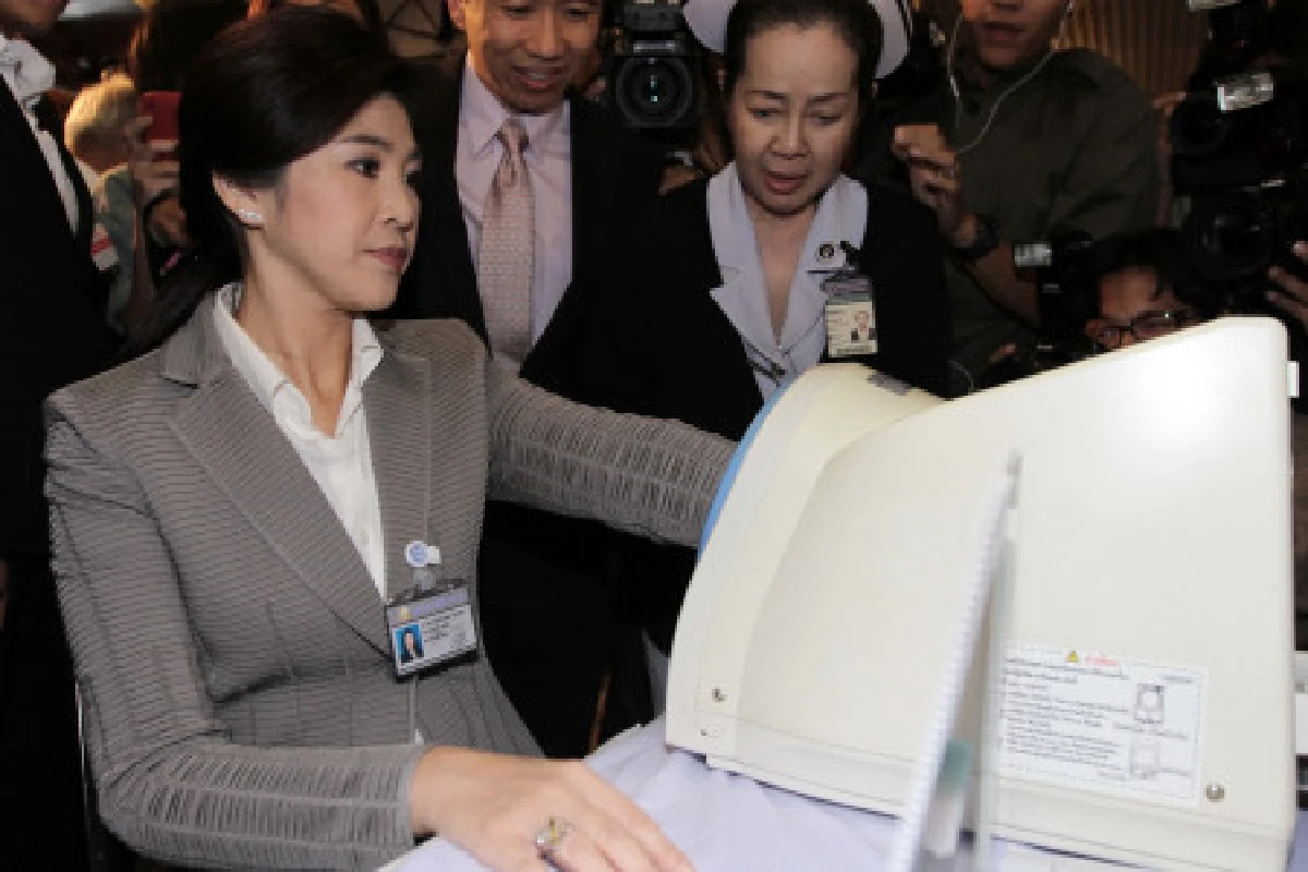 "ปู"เรียกถกครม.ทันทีหลังแถลงนโยบายเสร็จ
