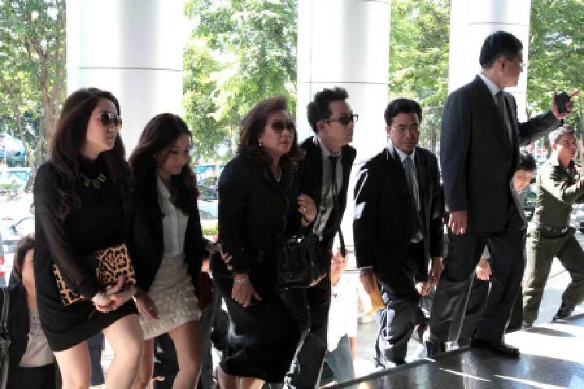 ยกฟ้อง!หญิงอ้อเลี่ยงภาษีหุ้นชิน