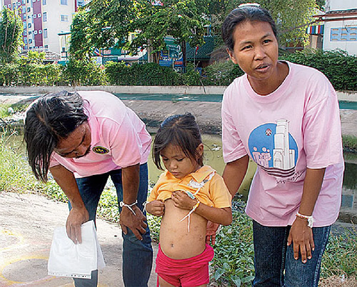 Determined family rescues girl
