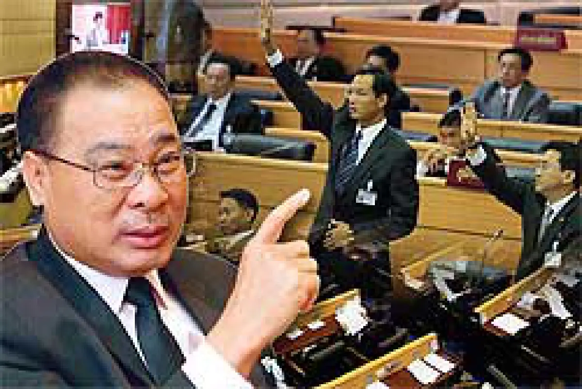 ท่านประธานเอียงชนวนวิกฤตสภา