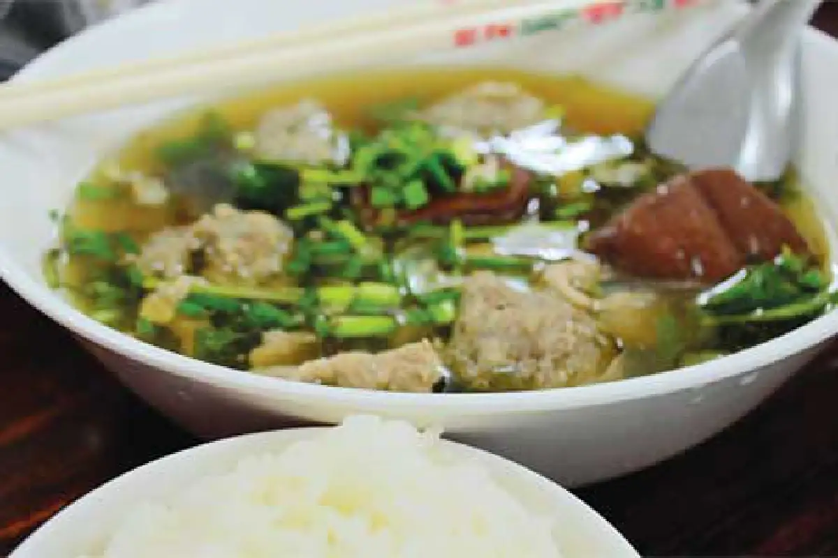 สหรส ณ เชียงราย