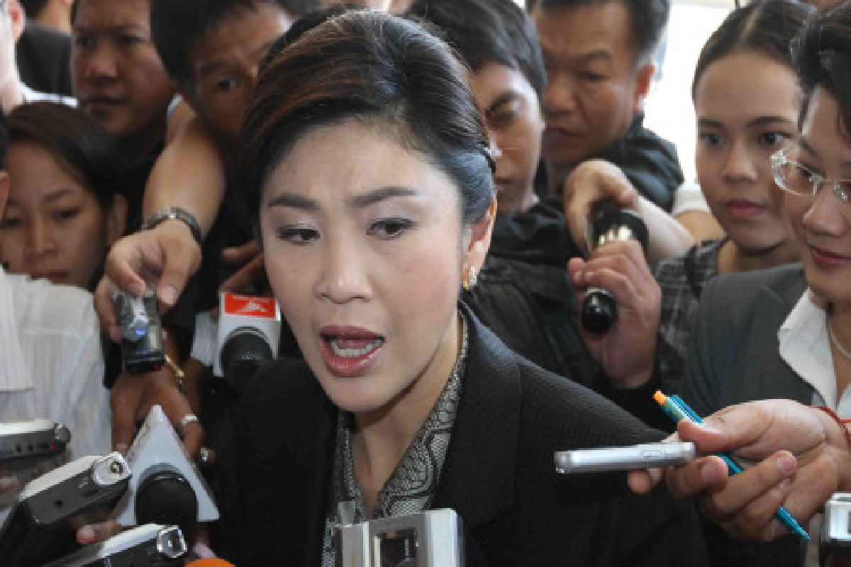 ยิ่งลักษณ์ประชุมกตร.ครั้งแรกวันนี้ ยิ่งลักษณ์ประชุมกตร.ครั้งแรกวันนี้