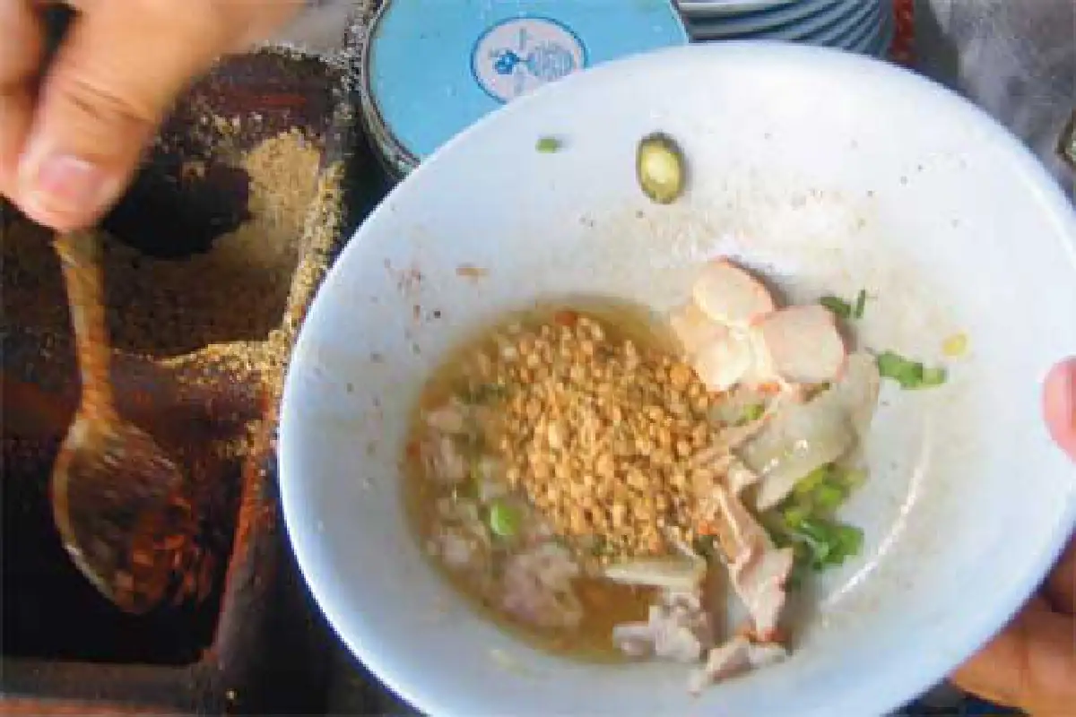 ก๋วยเตี๋ยวเรือ ของดีที่น้ำนำมาฝาก
