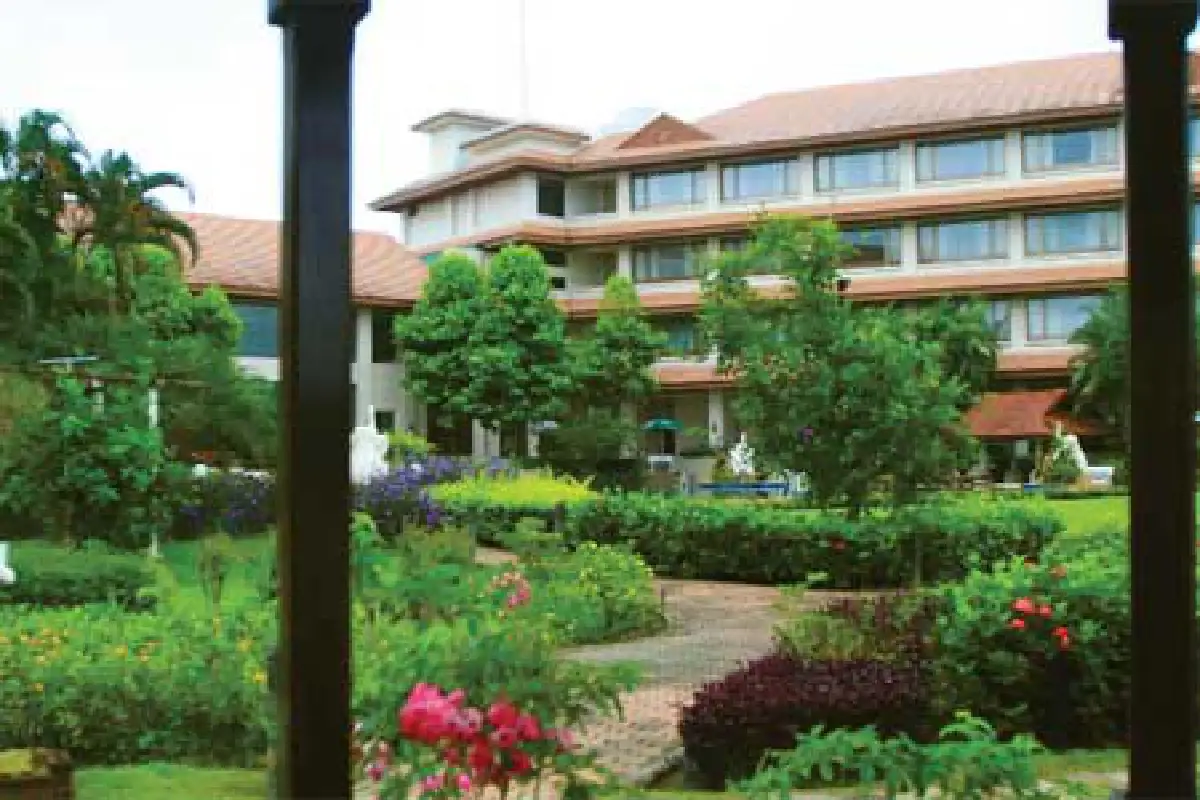 บ้านริมน้ำกก