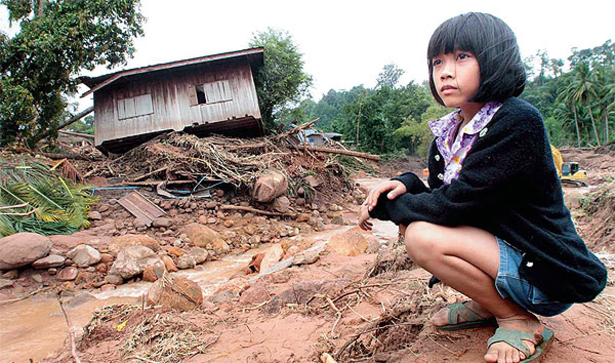 Mudslides in Uttaradit updated