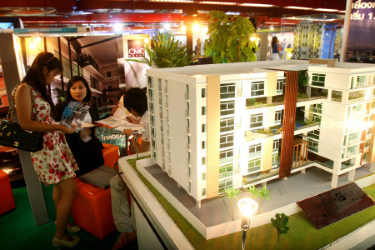 รถคันแรกป่วนตลาดบ้าน 1-2 ล้าน รถคันแรกป่วนตลาดบ้าน 1-2 ล้าน