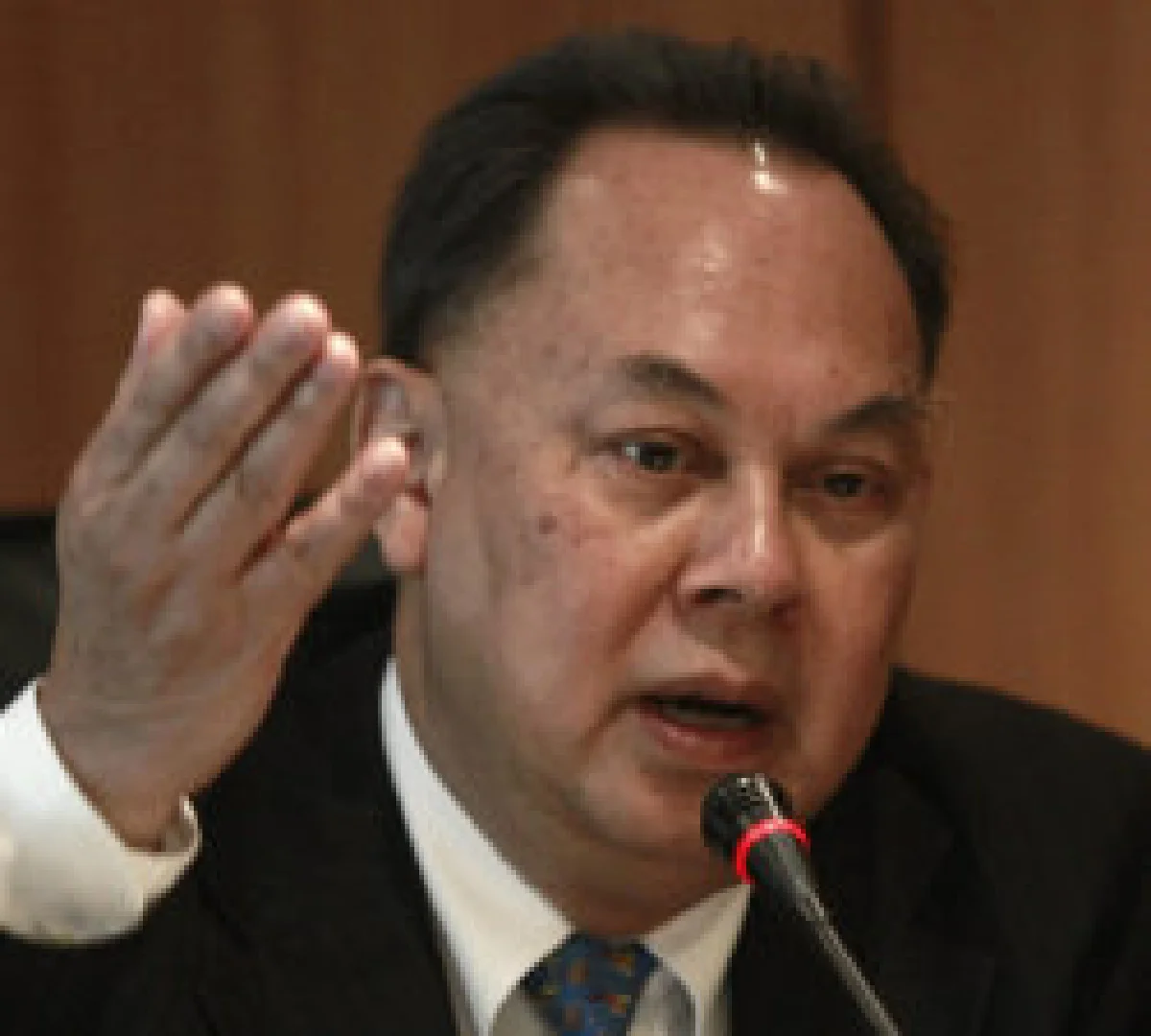 กษิตอัดฮุนเซนละเมิดกฏบัตรอาเซียน