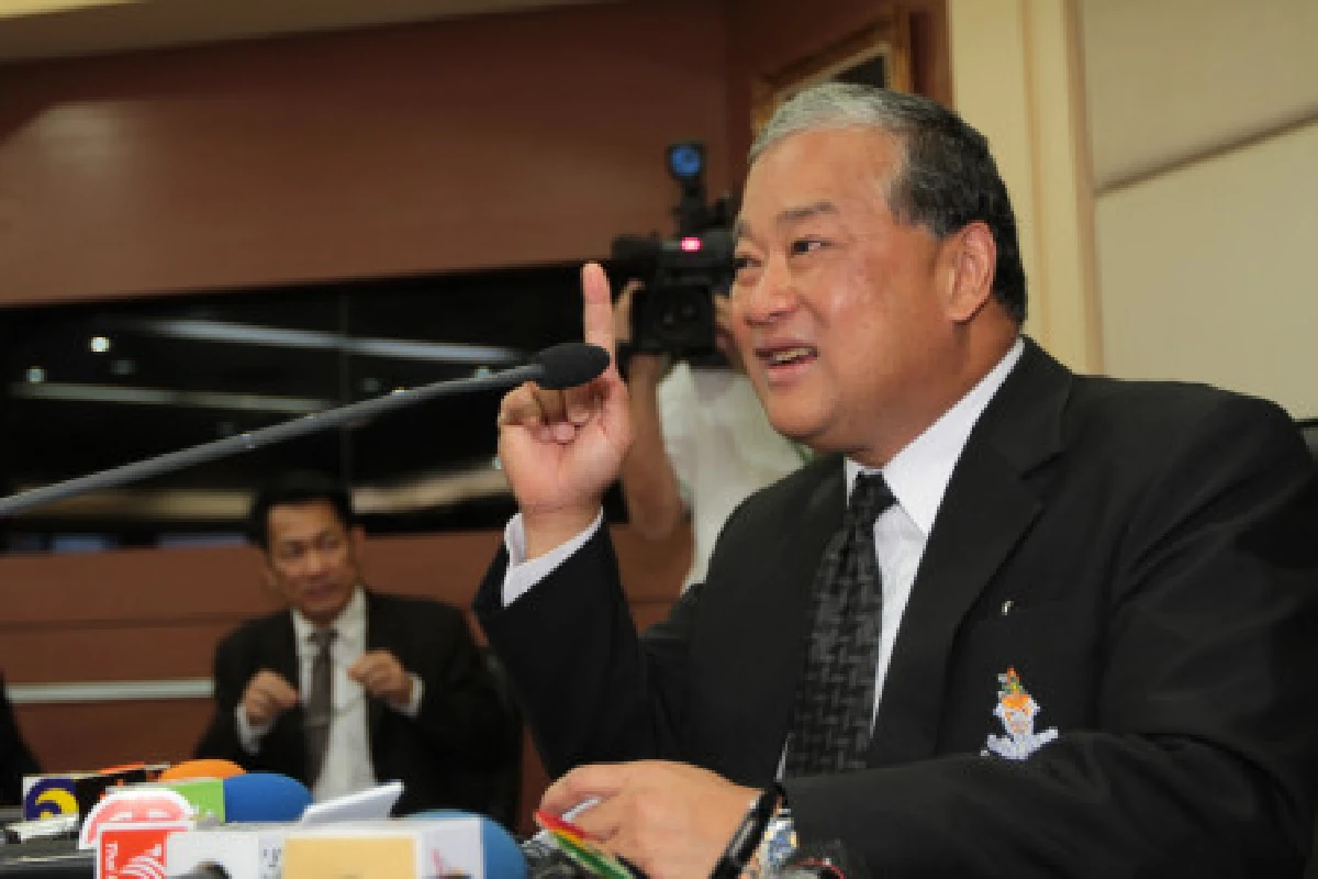 สุขุมพันธ์แจงติดกล้องหลอก-ยันโปร่งใส