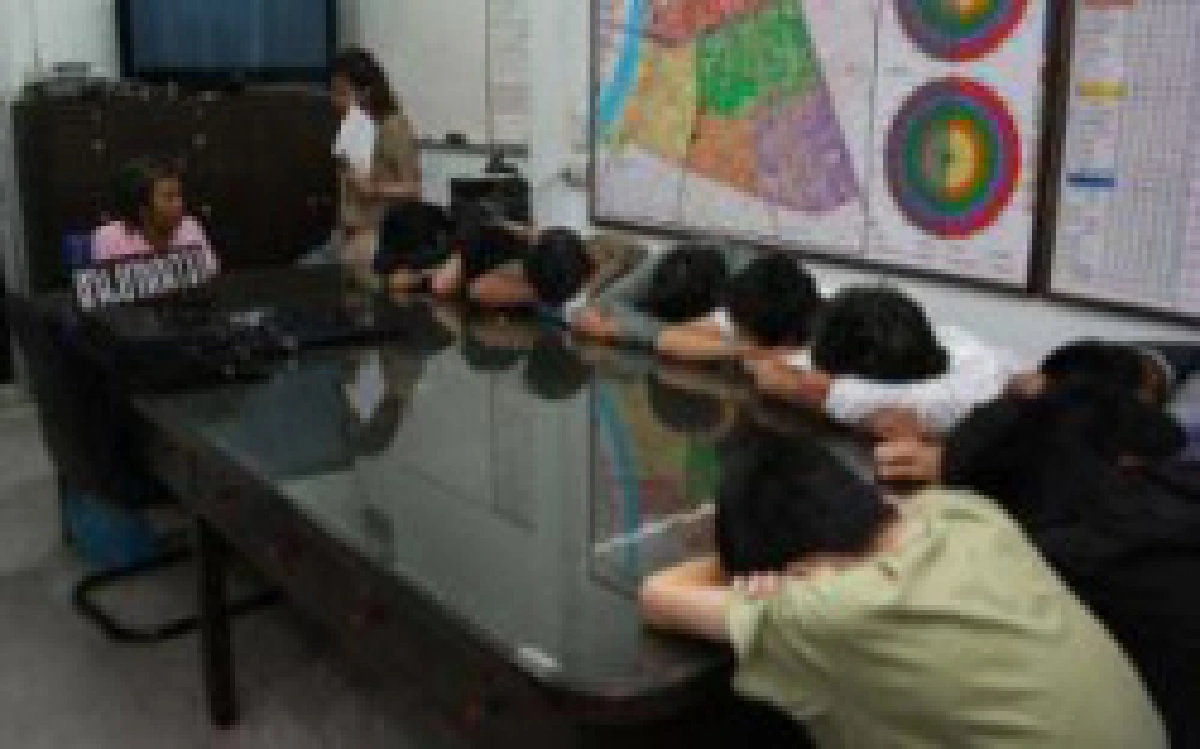 รวบ14แว๊นรุมทำร้าย-ชิงทรัพย์ชาวบ้าน