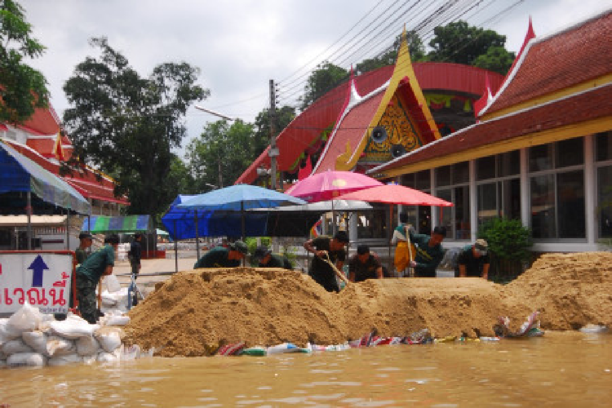 กรุงเก่าของบ200ล้านกู้น้ำท่วม กรุงเก่าของบ200ล้านกู้น้ำท่วม