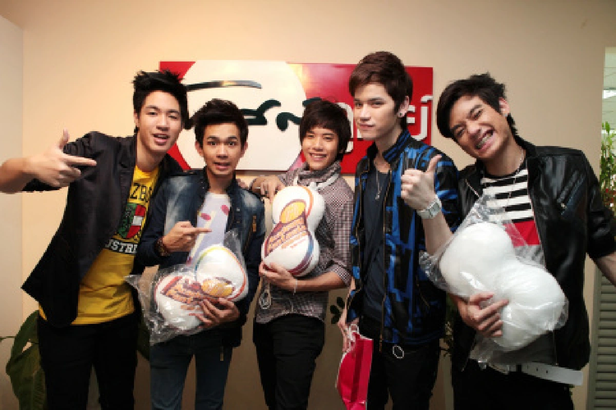นักล่าฝันซีซั่น 8 เยี่ยมโพสต์ทูเดย์