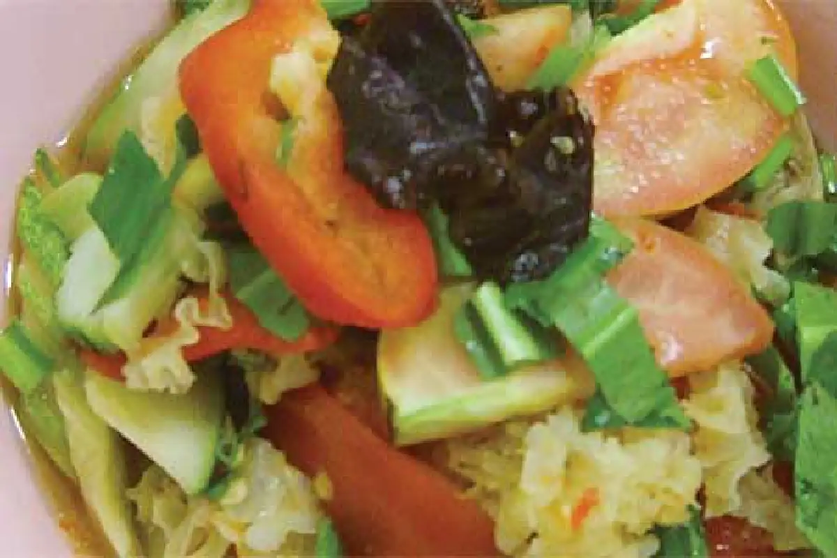 ไปกินให้อินเทรนด์ ร้าน ‘ร่วมใจ อาหารเจ’ ภูเก็ต