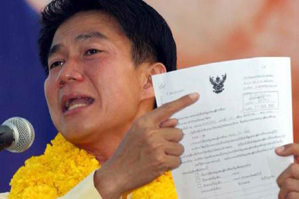 ปชป.ติงตั้งเก่ง การุณ นั่งประธานกมธ. ปชป.ติงตั้งเก่ง การุณ นั่งประธานกมธ.