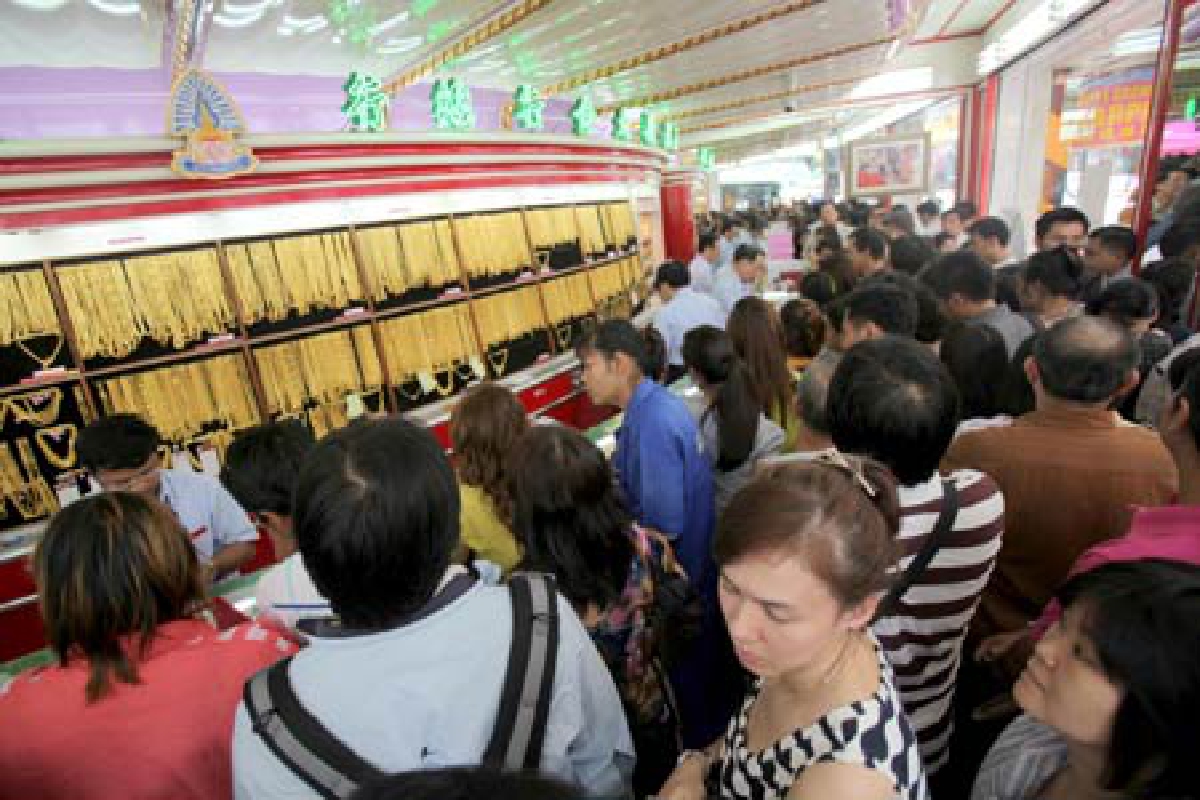 เล็งหยุดซื้อขายชั่วคราวทองผันผวน เล็งหยุดซื้อขายชั่วคราวทองผันผวน