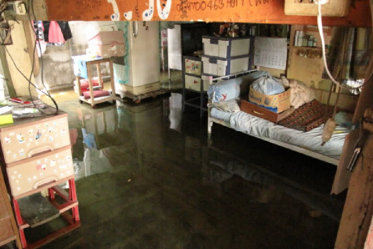 ชาวลาดกระบังรับสภาพน้ำท่วมเพิ่ม